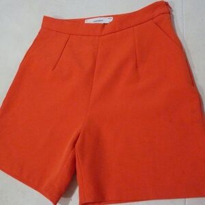 Simonett QUERIM MIAMI  SIZE M WOMENS  SHORTS CORAL  Size Medium